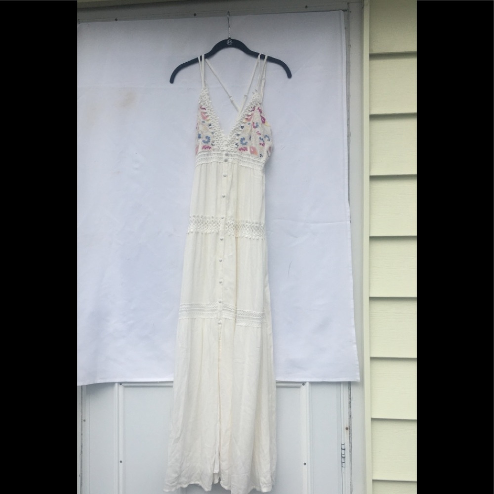 Lulumari NWT Boho Spaghetti XBack StrapMaxi Dress